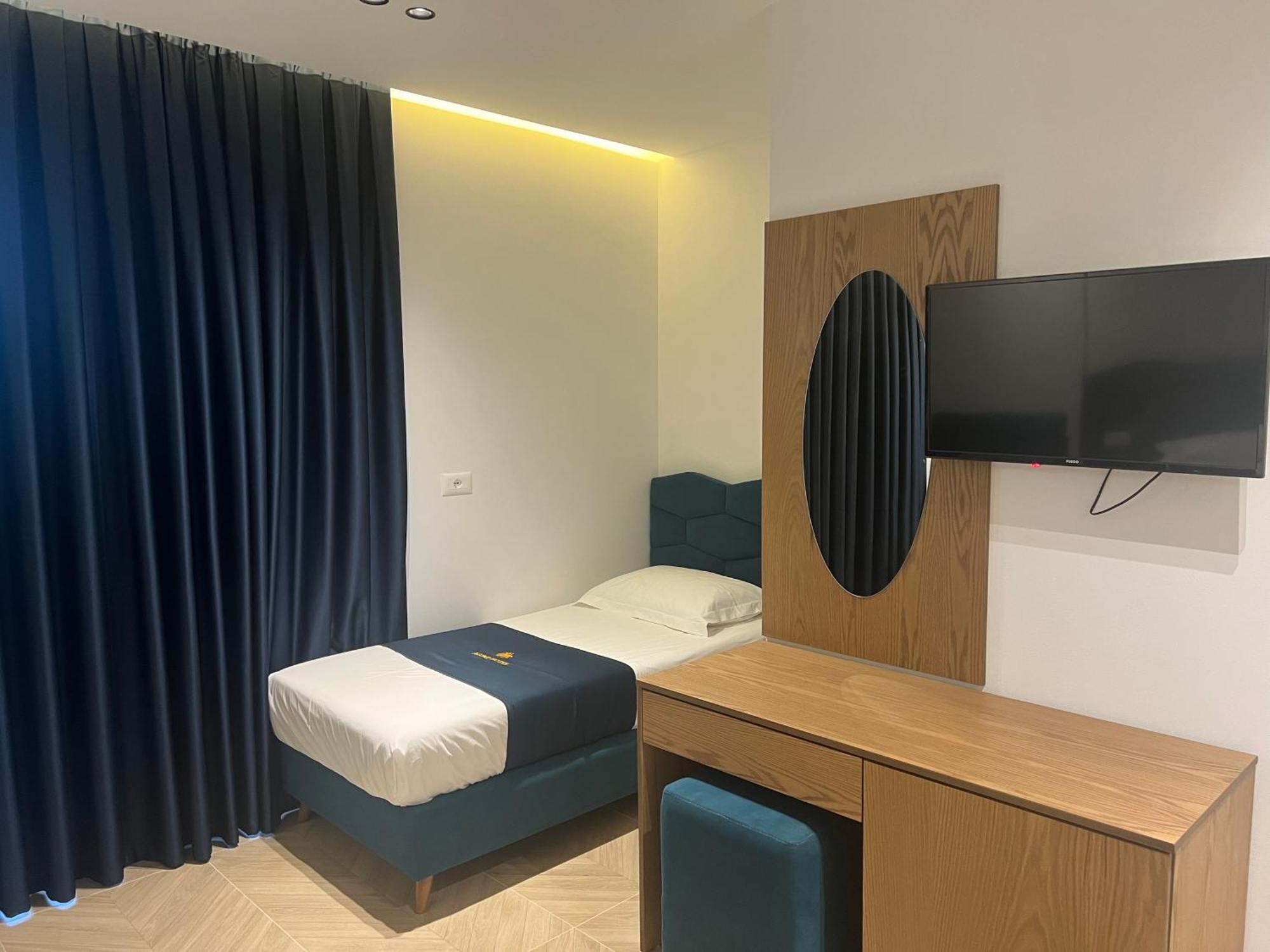 Agimi Hotel Ksamil Exterior foto